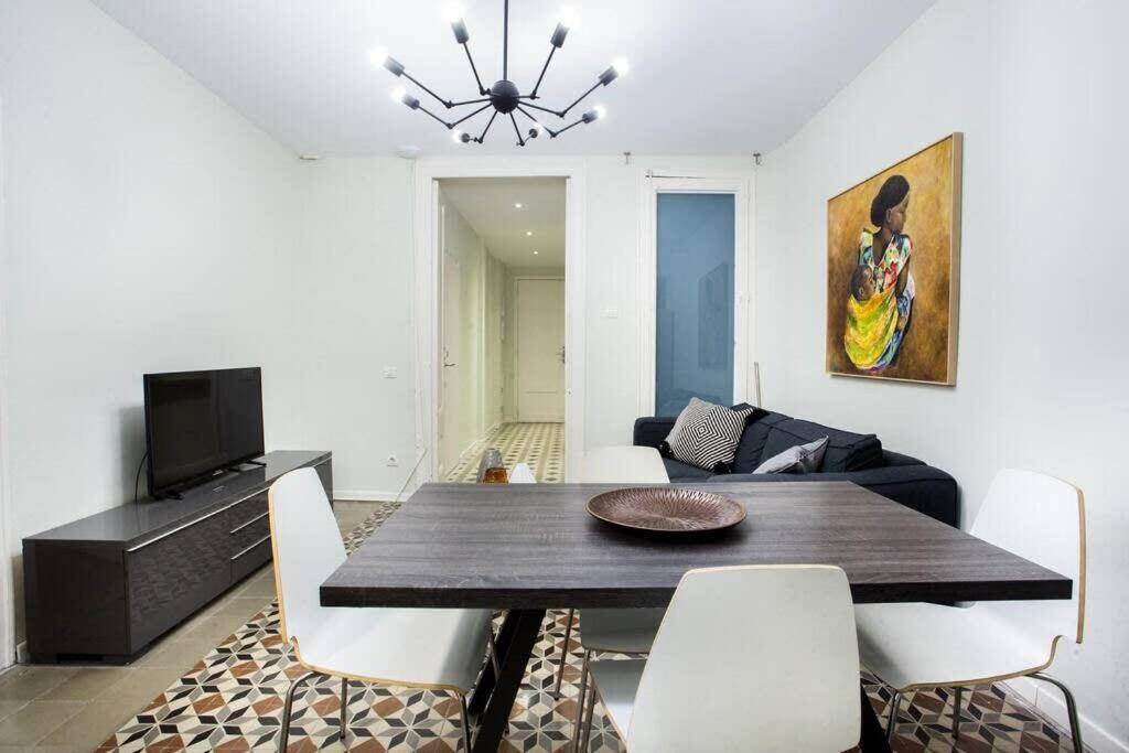Bright And Modern 3bedroom In Ramblas 3 1b Apartment *