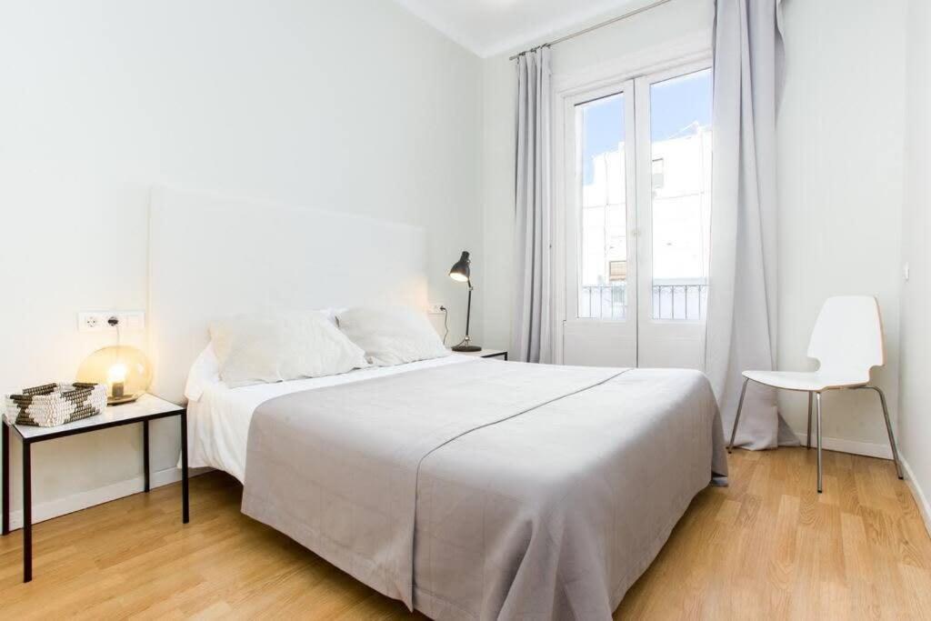 Bright And Modern 3bedroom In Ramblas 3 1b Apartment