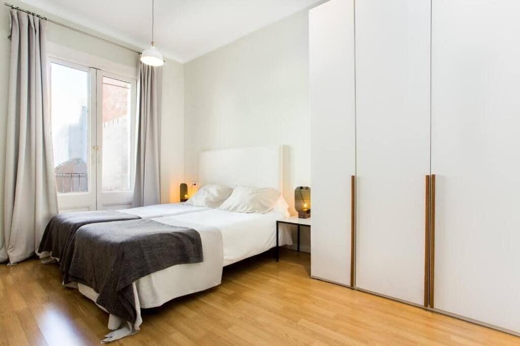 Apartment Bright And Modern 3bedroom In Ramblas 3 1b *